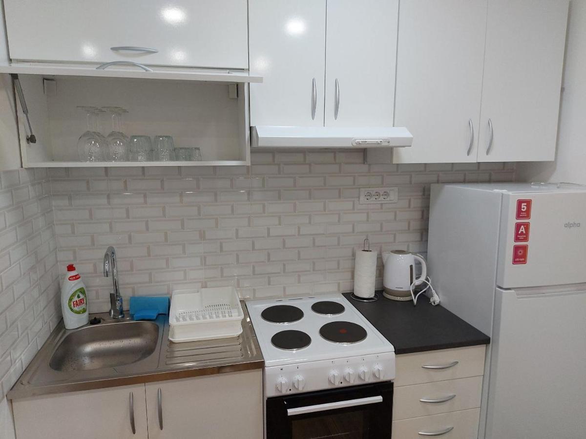 Cosy, Quiet & Brand New Apartment W/ Danube View Belgrado Esterno foto