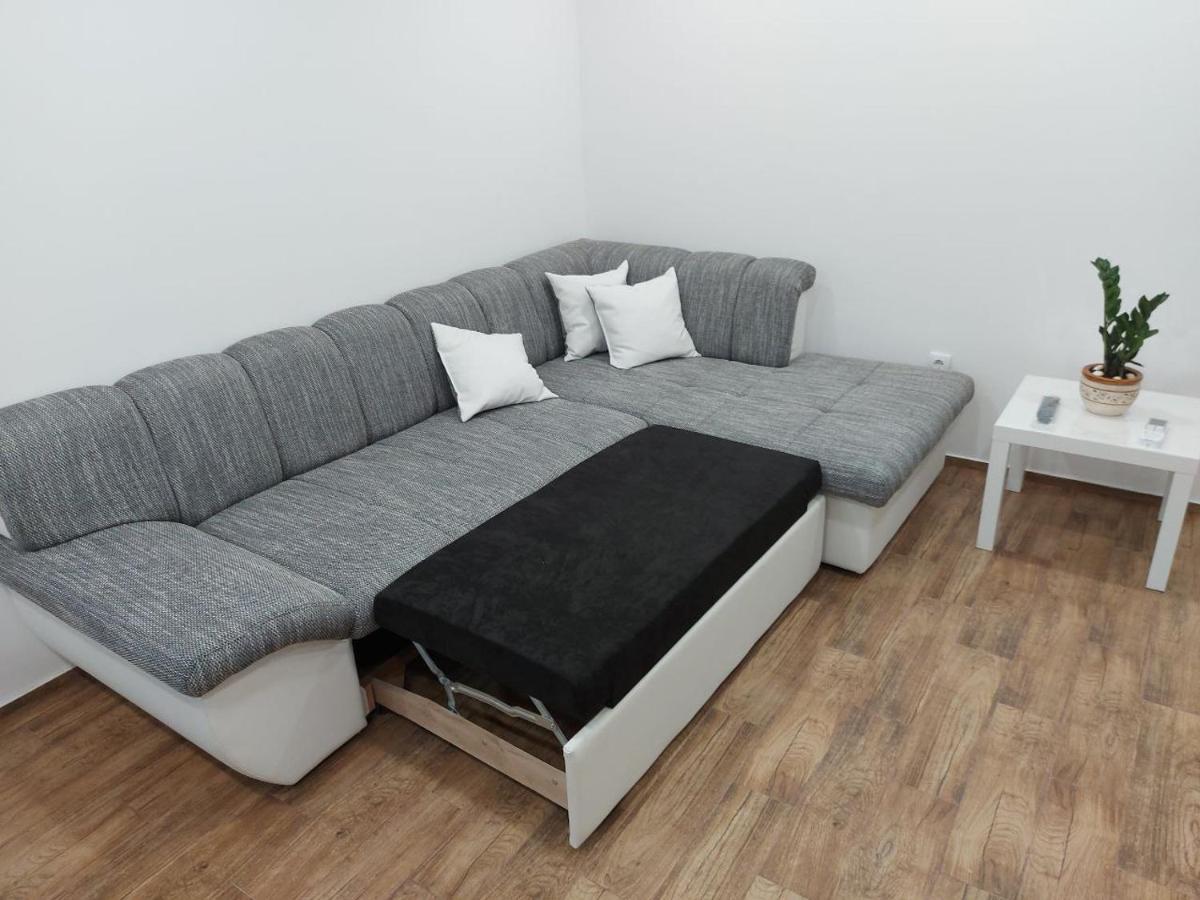 Cosy, Quiet & Brand New Apartment W/ Danube View Belgrado Esterno foto