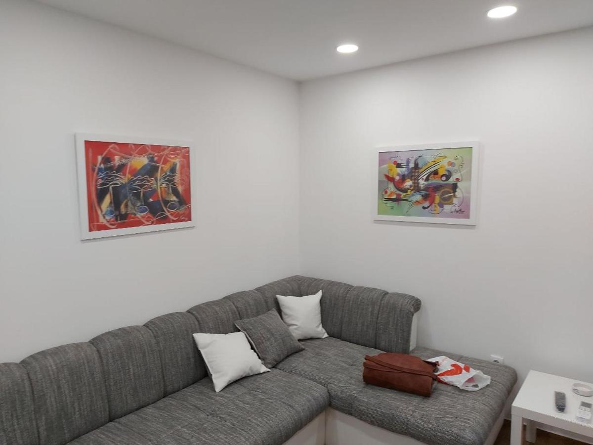 Cosy, Quiet & Brand New Apartment W/ Danube View Belgrado Esterno foto