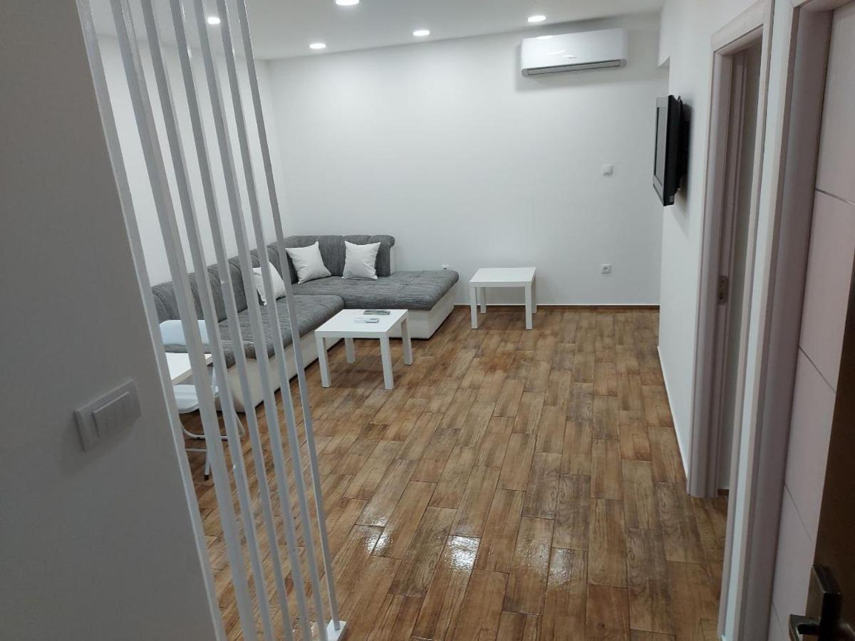 Cosy, Quiet & Brand New Apartment W/ Danube View Belgrado Esterno foto